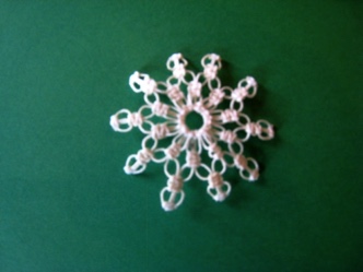 Tied Snowflake - 028