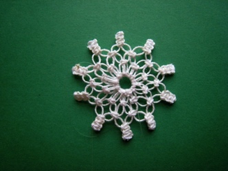 Tied Snowflake - 071